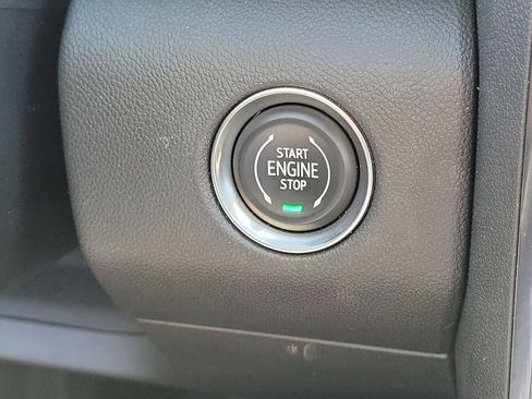 Used 2026 GMC Acadia AT4 w/ Luxury Package AWD/4WD image 17