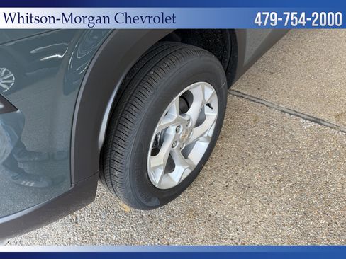 New 2026 Chevrolet Trax LS w/ LS Convenience Package FWD image 33