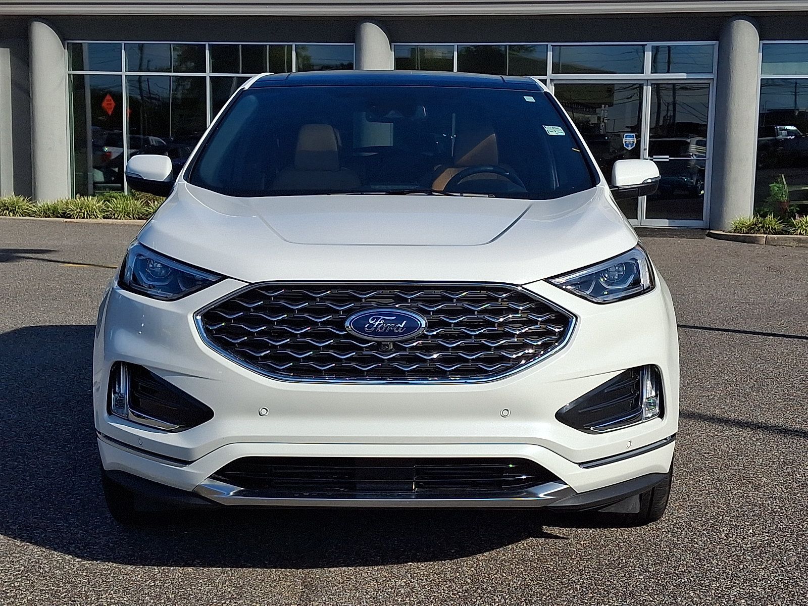 Used 2024 Ford Edge Titanium w/ Titanium Elite Package AWD/4WD image 3