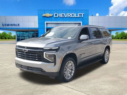 New 2026 Chevrolet Suburban RST w/ RST Capability Package AWD/4WD image 2