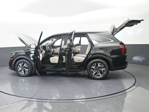 Used 2023 Kia Sorento EX FWD image 76