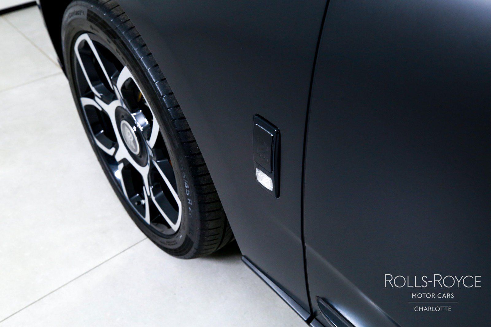 Used 2023 Rolls-Royce Cullinan AWD/4WD image 40
