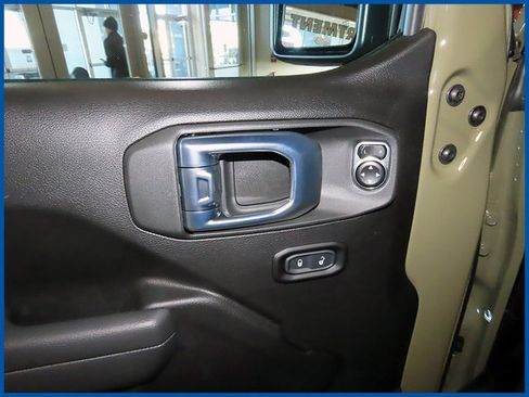 New 2026 Jeep Gladiator Willys image 12