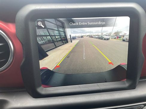 Used 2021 Jeep Gladiator Rubicon image 19