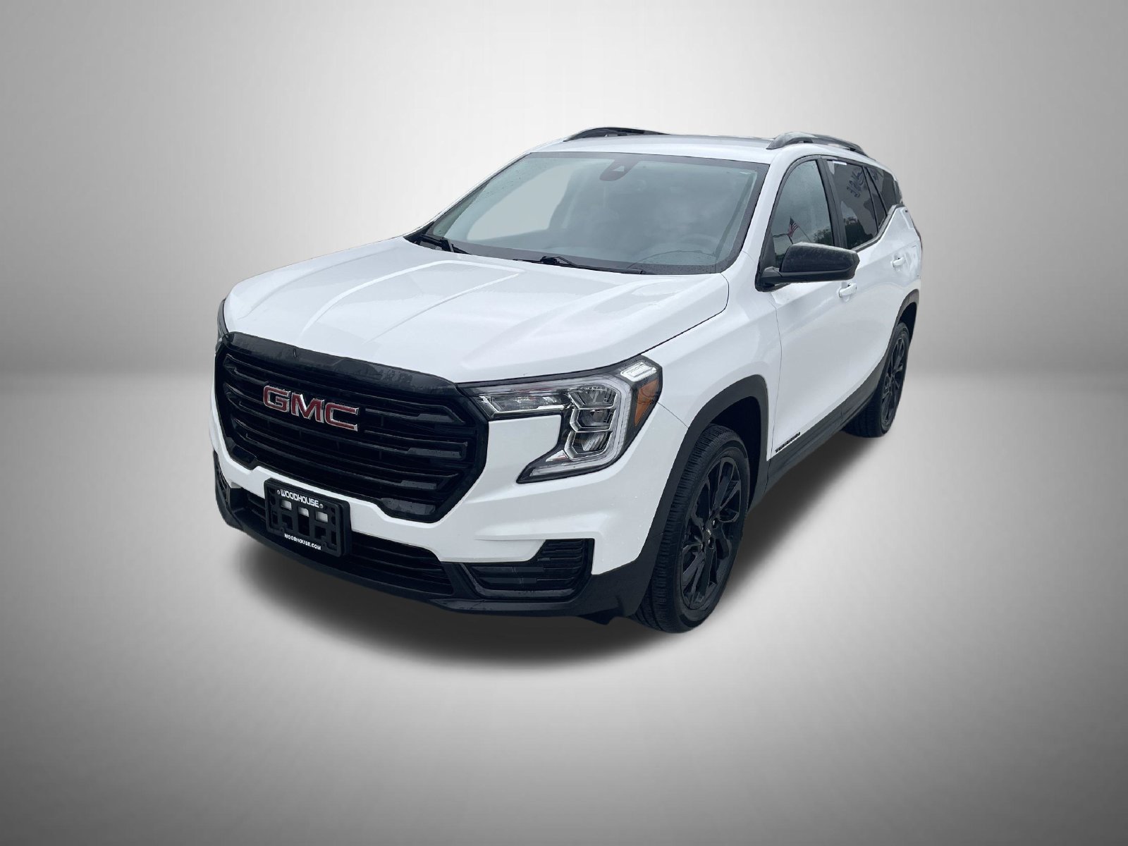 Used 2024 GMC Terrain SLE w/ Driver Convenience Package AWD/4WD image 1