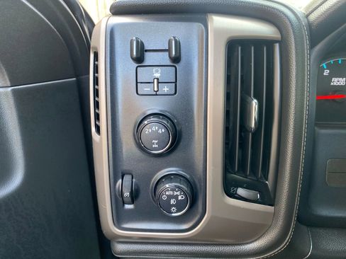 Used 2017 GMC Sierra 2500 Denali w/ Duramax Plus Package image 29