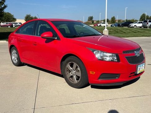 Used 2014 Chevrolet Cruze LT FWD image 4