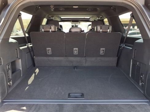 New 2026 Lincoln Navigator L Black Label AWD/4WD image 9