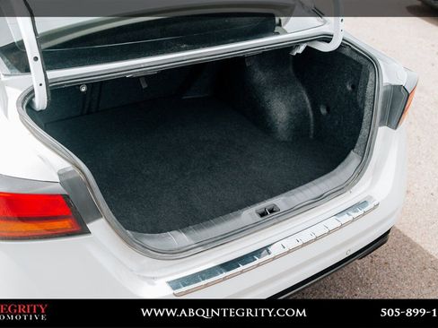 Used 2021 Nissan Altima 2.5 SR image 32