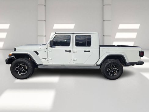 Used 2020 Jeep Gladiator Overland image 4
