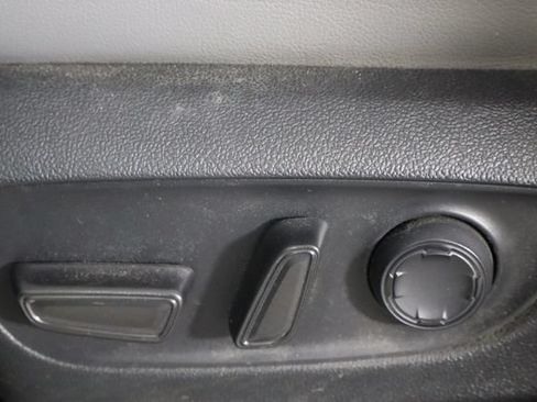 Used 2024 Toyota Sienna XLE AWD/4WD image 24