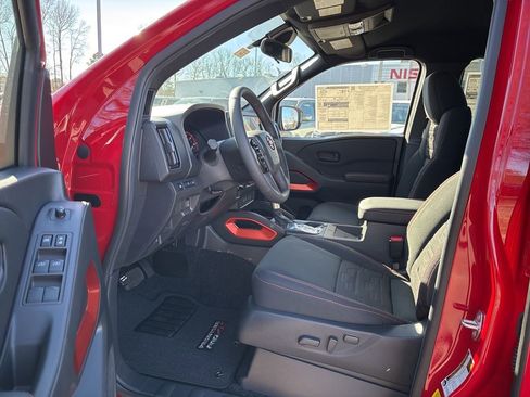 New 2026 Nissan Frontier PRO-4X w/ Pro-4x Convenience Package image 14