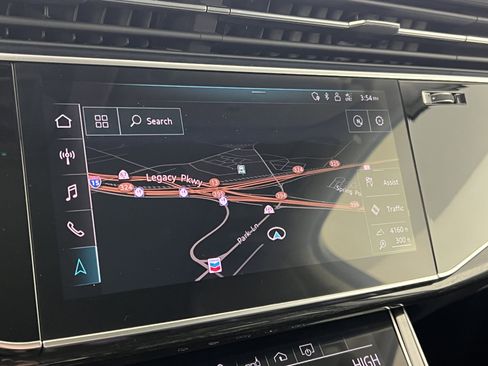 Used 2020 Audi Q7 3.0T Premium Plus image 30