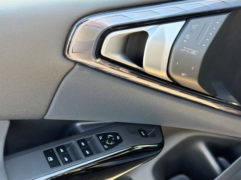 New 2026 BMW X3 xDrive30 w/ Convenience Package image 23