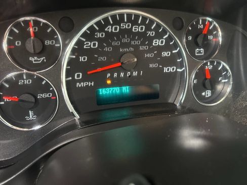 Used 2020 Chevrolet Express 2500 w/ Driver Convenience Package image 11