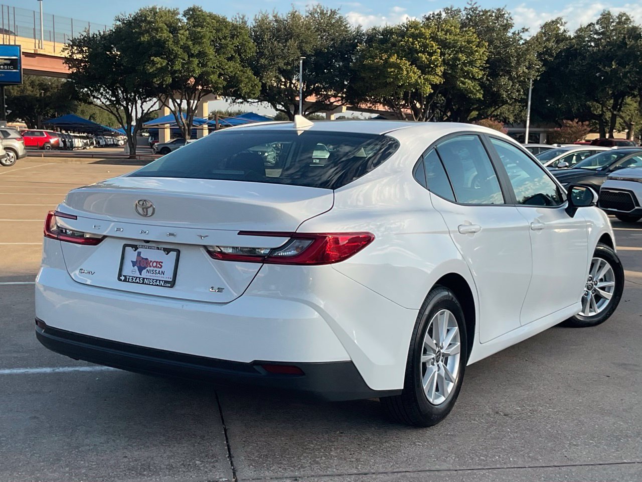 Used 2025 Toyota Camry LE FWD image 4