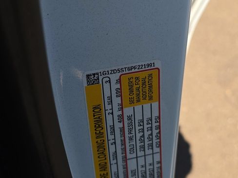 Used 2023 Chevrolet Malibu LT FWD image 28