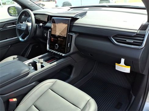 New 2026 GMC Acadia Elevation w/ Elevation Premium Package image 29