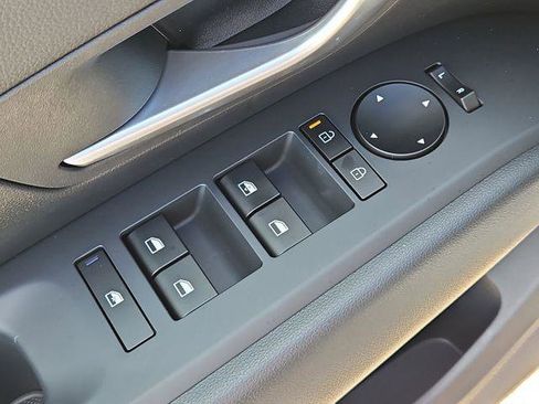 New 2026 Hyundai Santa Cruz SE FWD image 13