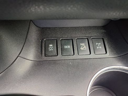 Used 2016 Toyota Highlander Limited w/ Driver Technology Package AWD/4WD image 31