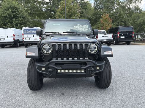 Used 2020 Jeep Wrangler Unlimited Sport AWD/4WD image 2