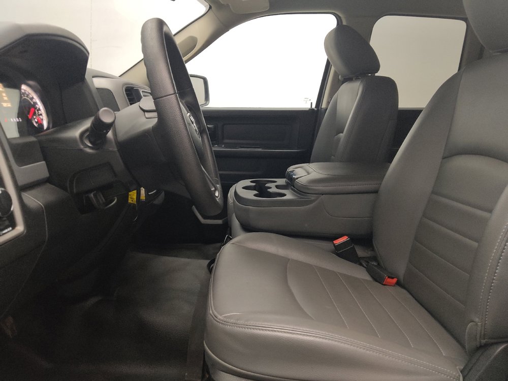 Used 2017 RAM 1500 Tradesman RWD image 17