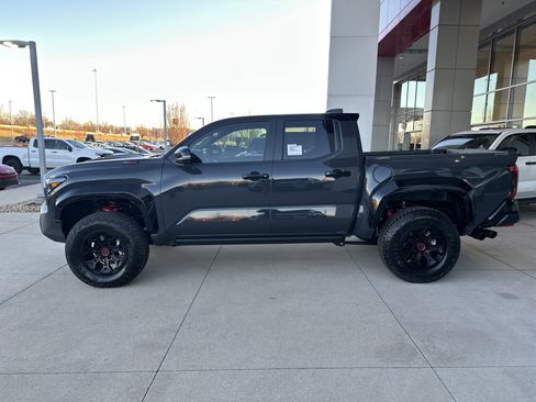 New 2026 Toyota Tacoma TRD Pro AWD/4WD image 9