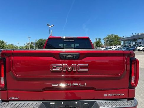 Used 2023 GMC Sierra 1500 Denali AWD/4WD image 30