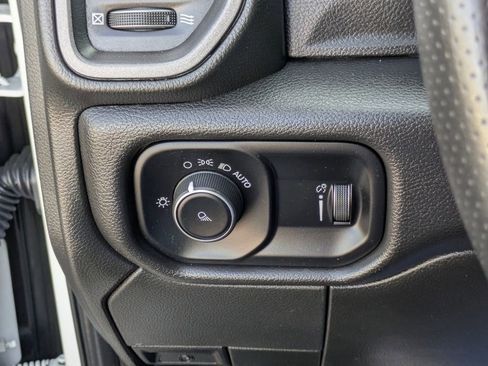 Used 2024 RAM 3500 Tradesman w/ Chrome Appearance Group image 20