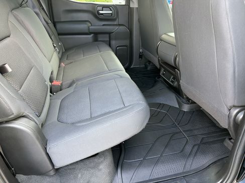 Used 2019 Chevrolet Silverado 1500 Custom w/ Custom Max Trailering Package AWD/4WD image 25