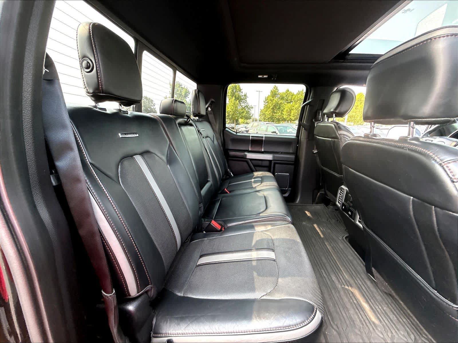Used 2018 Ford F150 Platinum w/ Equipment Group 701A Luxury AWD/4WD image 23
