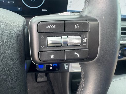 Used 2026 Hyundai Palisade Calligraphy FWD image 12