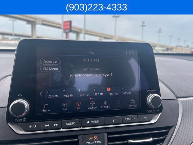 Used 2024 Nissan Altima 2.5 SR FWD image 21