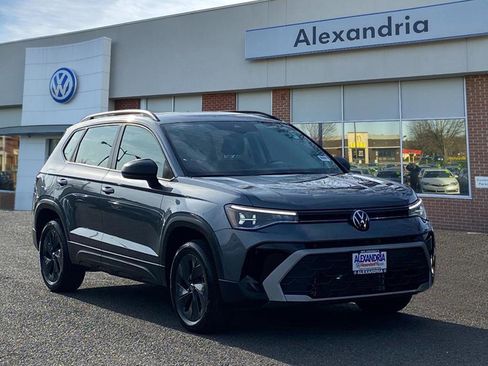 Certified 2025 Volkswagen Taos S image 1