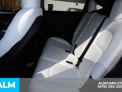 Used 2023 Tesla Model Y Long Range image 16