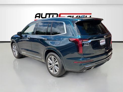 Used 2024 Cadillac XT6 Premium Luxury image 5