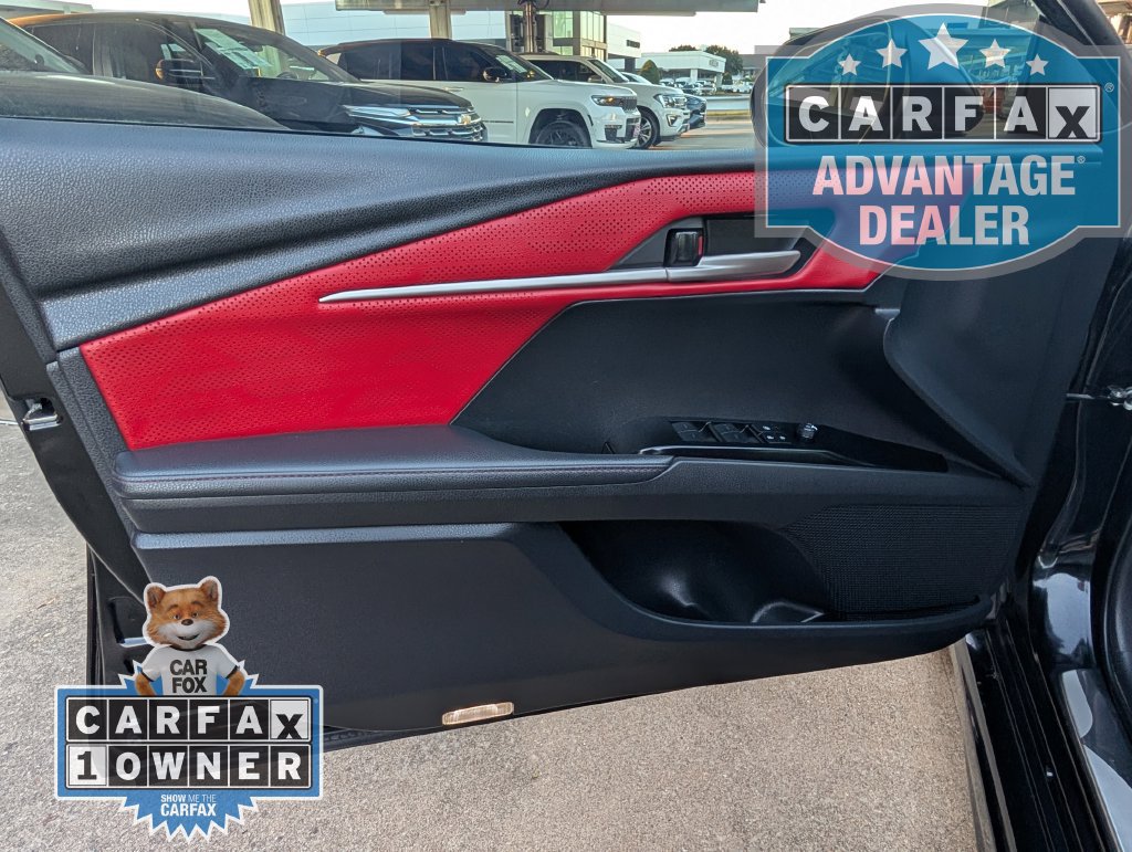 Used 2025 Toyota Camry XSE FWD image 14