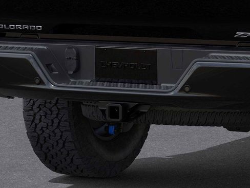 New 2025 Chevrolet Colorado ZR2 w/ Technology Package image 14