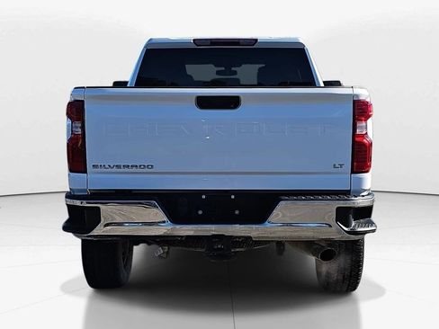 Used 2023 Chevrolet Silverado 2500 LT w/ Convenience Package image 4