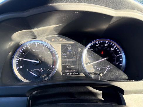 Used 2015 Toyota Highlander XLE image 25