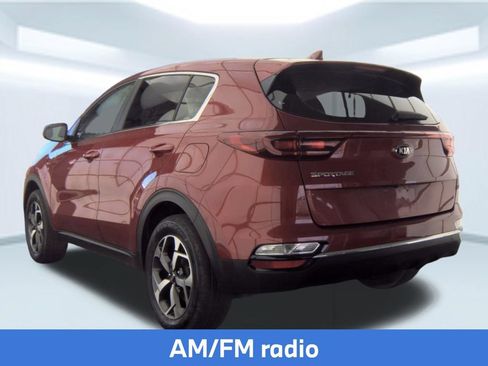 Used 2022 Kia Sportage LX AWD/4WD image 4