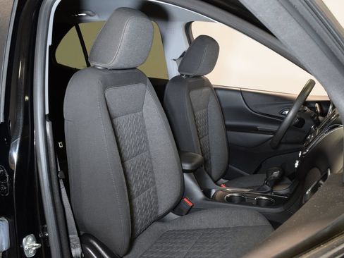 Used 2023 Chevrolet Equinox LT AWD/4WD image 32