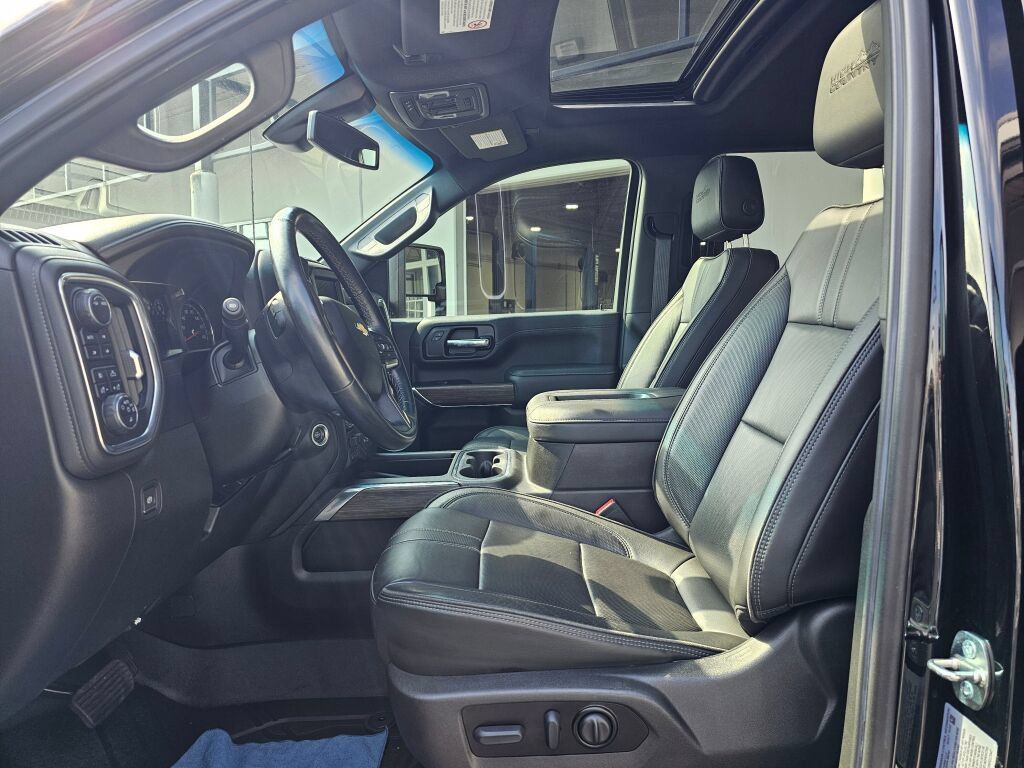 Used 2022 Chevrolet Silverado 2500 High Country w/ Safety Package II AWD/4WD image 20