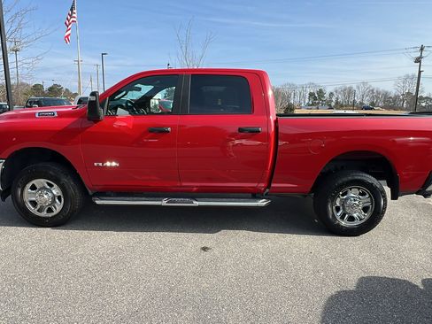 Used 2024 RAM 2500 Big Horn w/ Bed Utility Group image 11