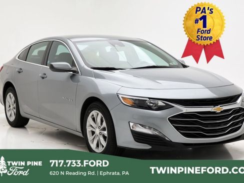 Used 2024 Chevrolet Malibu LT image 1
