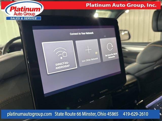 Used 2023 Jeep Grand Wagoneer L Series III w/ Rear Seat Video Group 1 AWD/4WD image 28