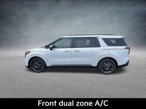 New 2026 Kia Carnival EX image 13