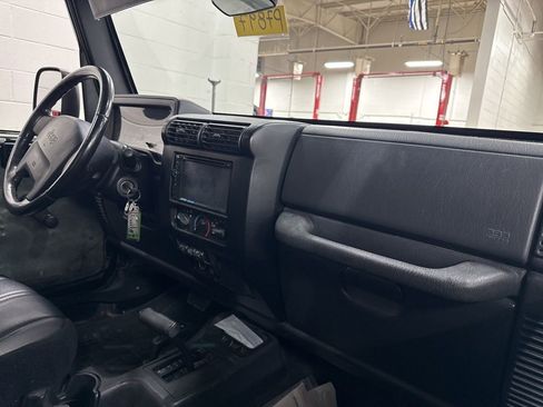 Used 2003 Jeep Wrangler Sport image 9