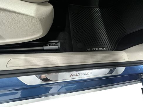 Used 2019 Volkswagen Golf Alltrack S AWD/4WD image 11