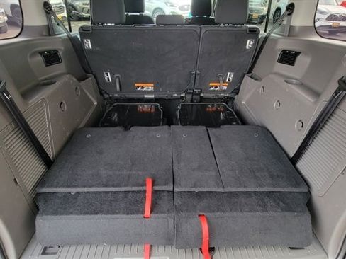 Used 2020 Ford Transit Connect XL image 32